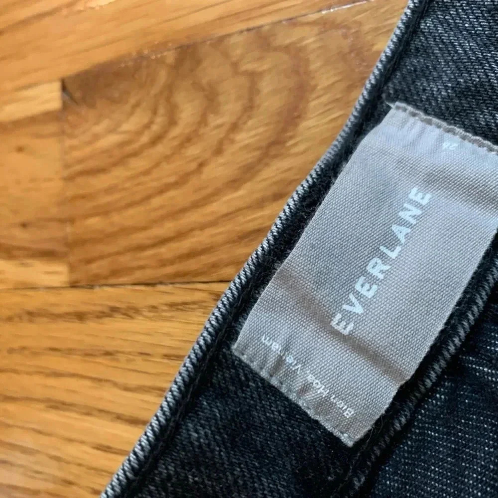 Everlane W Relaxed Denim Shorts in Faded Black Size 26 - Picture 6 of 7